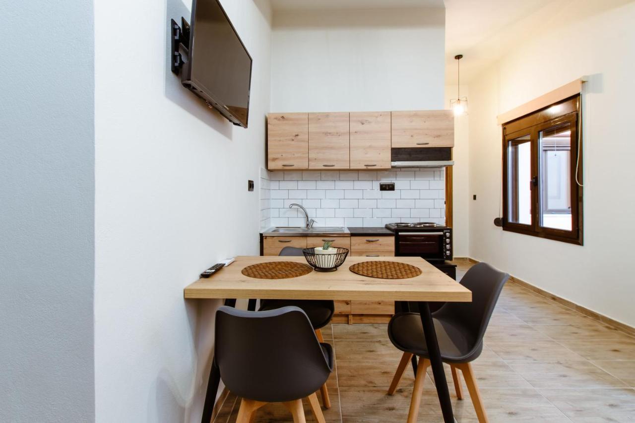 Apartment Krinis Next The Old Harbour Chania (Crete)
